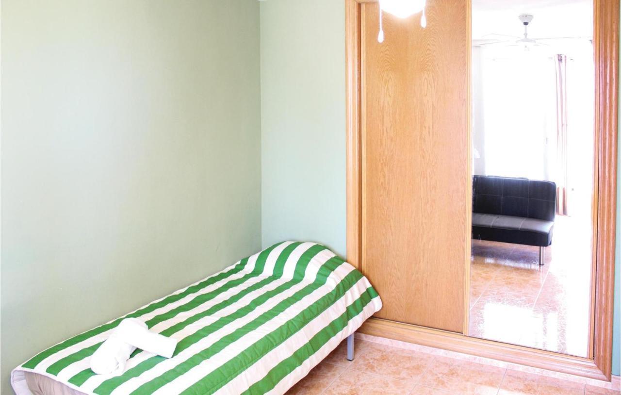 2 Bedroom Pet Friendly Apartment In Alicante Exterior photo